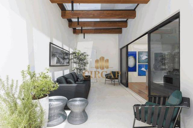 Imagem Casa com 3 Quartos à Venda, 723 m² em Jardim Paulista - São Paulo Imagem Casa com 3 Quartos à Venda, 723 m² em Jardim Paulista - São Paulo