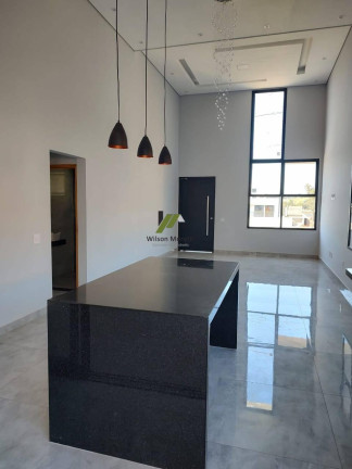 Imagem Casa com 3 Quartos à Venda, 166 m²