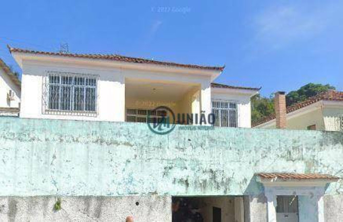 Casa com 6 Quartos à Venda, 700 m² em Fonseca - Niterói