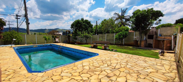 Imagem Casa com 4 Quartos à Venda, 970 m² em Jardim Centenário - Atibaia Imagem Casa com 4 Quartos à Venda, 970 m² em Jardim Centenário - Atibaia