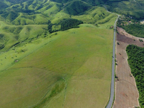 Imagem Terreno à Venda, 4.000.000 m² em Piedade - Caçapava Imagem Terreno à Venda, 4.000.000 m² em Piedade - Caçapava