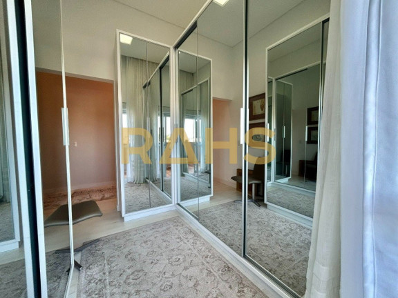 Imagem Cobertura com 2 Quartos à Venda, 167 m² em Santo Antônio - Joinville