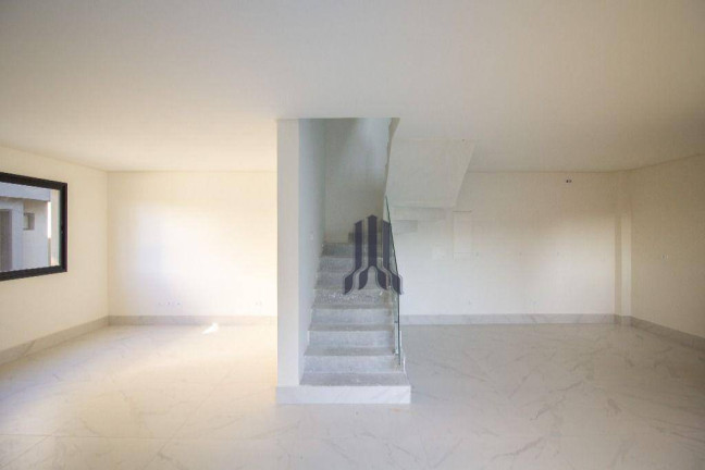 Imagem Sobrado com 4 Quartos à Venda, 130 m² em Portão - Curitiba Imagem Sobrado com 4 Quartos à Venda, 130 m² em Portão - Curitiba