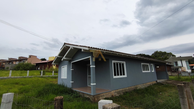 Imagem Imóvel com 3 Quartos à Venda, em Areias De Macacu - Garopaba Imagem Imóvel com 3 Quartos à Venda, em Areias De Macacu - Garopaba