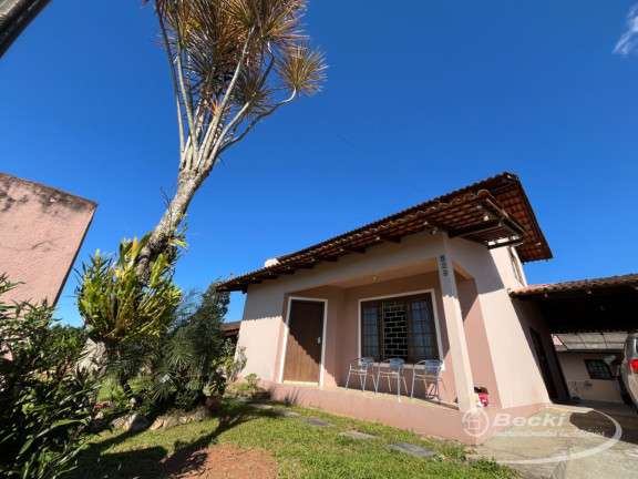 Imagem Casa com 4 Quartos à Venda, 219 m² em Floresta - Joinville Imagem Casa com 4 Quartos à Venda, 219 m² em Floresta - Joinville