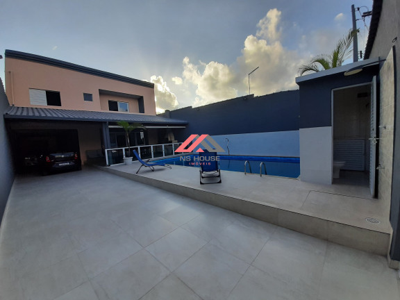 Imagem Casa com 5 Quartos à Venda, 320 m² em Santa Terezinha - Itanhaém Imagem Casa com 5 Quartos à Venda, 320 m² em Santa Terezinha - Itanhaém