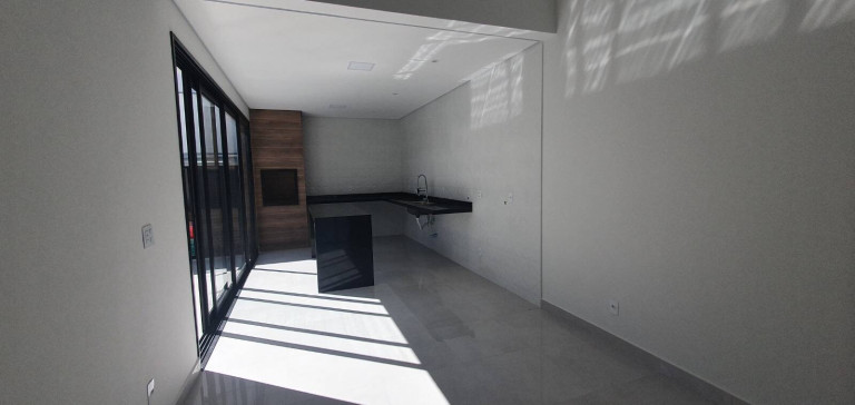 Casa de Condomínio com 3 Quartos à Venda, 160 m² em Cajuru Do Sul - Sorocaba