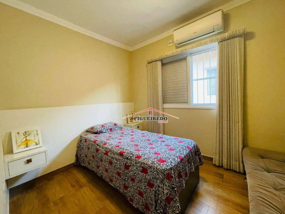 Imagem Sobrado com 3 Quartos à Venda, 120 m² em Canto Do Forte - Praia Grande Imagem Sobrado com 3 Quartos à Venda, 120 m² em Canto Do Forte - Praia Grande