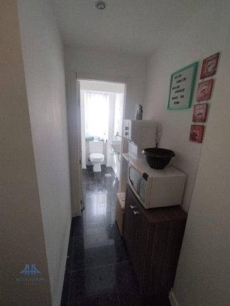 Sala Comercial à Venda, 34 m² em Centro - Florianópolis