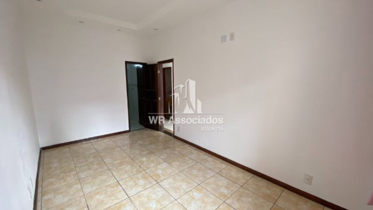 Imagem Casa com 4 Quartos à Venda, 480 m² Imagem Casa com 4 Quartos à Venda, 480 m²