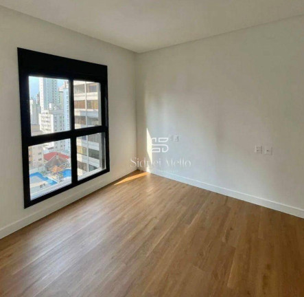 Imagem Apartamento com 4 Quartos à Venda, 149 m² em 2 Quadra Centro - Balneário Camboriú Imagem Apartamento com 4 Quartos à Venda, 149 m² em 2 Quadra Centro - Balneário Camboriú