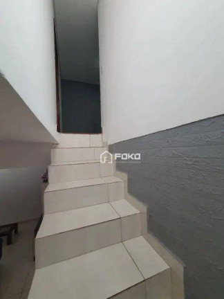Imagem Sobrado com 3 Quartos para Alugar, 165 m² em Jardim São Roberto - Guarulhos Imagem Sobrado com 3 Quartos para Alugar, 165 m² em Jardim São Roberto - Guarulhos