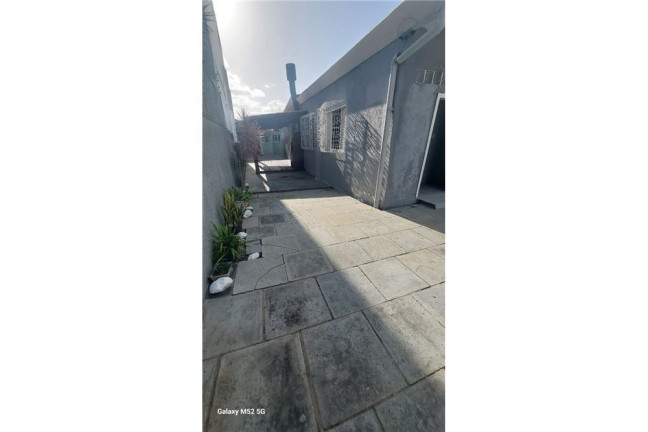 Imagem Casa com 3 Quartos à Venda,  em Partenon - Porto Alegre