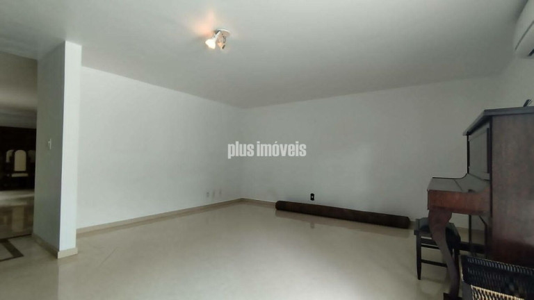 Imagem Casa com 4 Quartos à Venda, 400 m² em Jardim Guedala - São Paulo Imagem Casa com 4 Quartos à Venda, 400 m² em Jardim Guedala - São Paulo