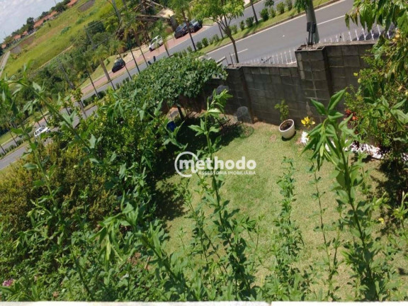 Imagem Casa com 3 Quartos à Venda, 350 m² em Swiss Park - Campinas Imagem Casa com 3 Quartos à Venda, 350 m² em Swiss Park - Campinas