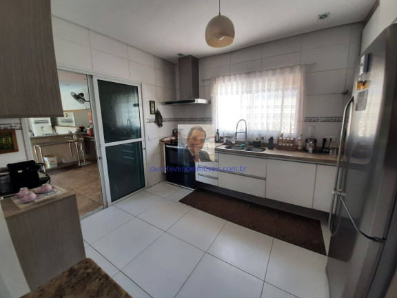 Imagem Casa com 4 Quartos à Venda, 376 m² em Barueri Imagem Casa com 4 Quartos à Venda, 376 m² em Barueri