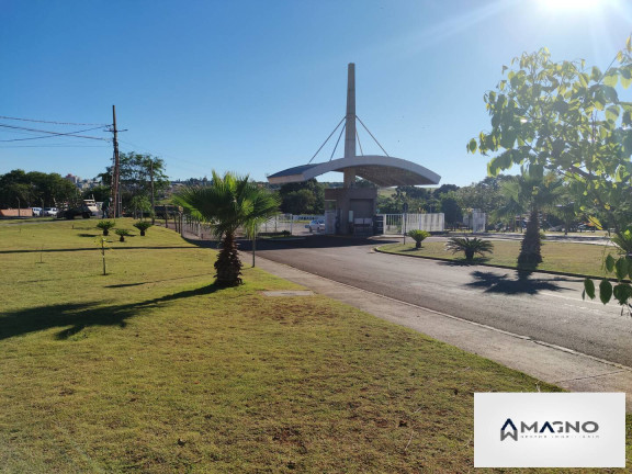 Imagem Casa de Condomínio com 2 Quartos à Venda, 100 m² em Parque Verde - Cascavel