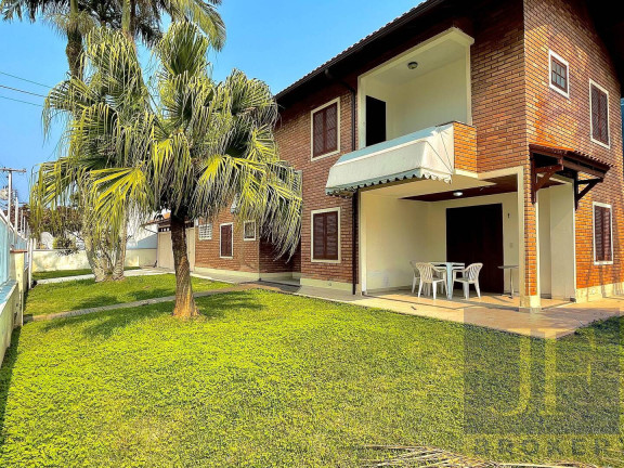 Imagem Casa com 4 Quartos para Temporada, 160 m² em Canasvieiras - Florianópolis Imagem Casa com 4 Quartos para Temporada, 160 m² em Canasvieiras - Florianópolis
