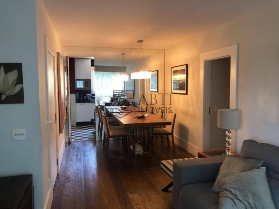 Apartamento com 3 Quartos à Venda, 110 m² em Moema - São Paulo