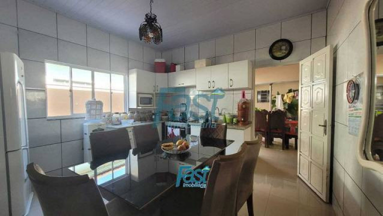 Imagem Casa com 3 Quartos à Venda, 360 m² em Cristo Rei - Várzea Grande Imagem Casa com 3 Quartos à Venda, 360 m² em Cristo Rei - Várzea Grande