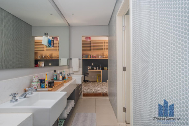 Imagem Casa com 5 Quartos à Venda, 720 m² em Pacaembu - São Paulo Imagem Casa com 5 Quartos à Venda, 720 m² em Pacaembu - São Paulo