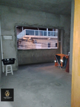 Imagem Sobrado com 3 Quartos à Venda, em Nova Mirim - Praia Grande Imagem Sobrado com 3 Quartos à Venda, em Nova Mirim - Praia Grande
