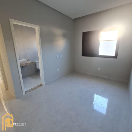 Imagem Casa com 4 Quartos à Venda, 186 m² em Bairro Do Grama - Caçapava Imagem Casa com 4 Quartos à Venda, 186 m² em Bairro Do Grama - Caçapava
