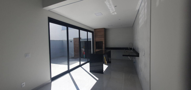 Imagem Casa de Condomínio com 3 Quartos à Venda, 160 m² em Cajuru Do Sul - Sorocaba