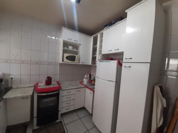 Imagem Imóvel com 3 Quartos à Venda, 94 m² Imagem Imóvel com 3 Quartos à Venda, 94 m²