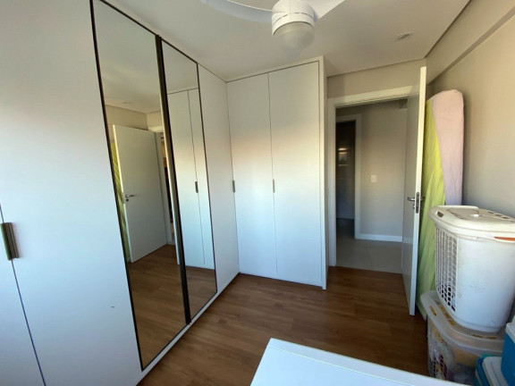 Imagem Imóvel com 2 Quartos à Venda, em Menino Deus - Porto Alegre Imagem Imóvel com 2 Quartos à Venda, em Menino Deus - Porto Alegre