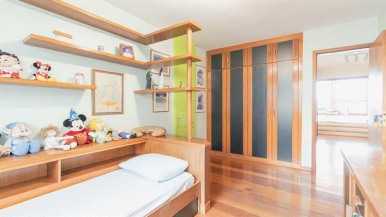 Imagem Cobertura com 3 Quartos à Venda, 400 m² em Lagoa - Rio De Janeiro Imagem Cobertura com 3 Quartos à Venda, 400 m² em Lagoa - Rio De Janeiro