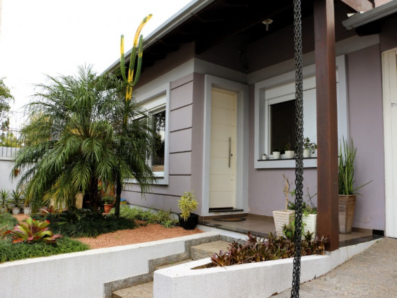 Imagem Casa com 3 Quartos à Venda, 195 m² em Protásio Alves - Porto Alegre