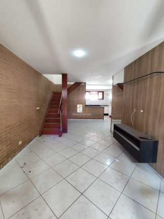 Casa com 3 Quartos à Venda, 150 m² em Colina De Laranjeiras - Serra