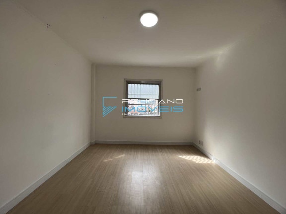 Imagem Kitnet com 1 Quarto à Venda, 37 m² em Boqueirão - Praia Grande Imagem Kitnet com 1 Quarto à Venda, 37 m² em Boqueirão - Praia Grande