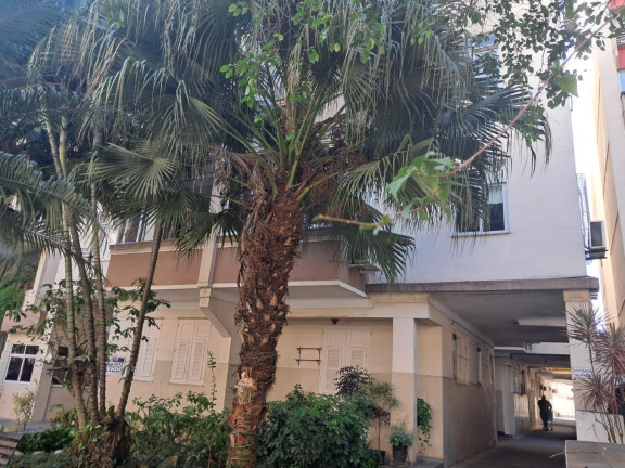 Imagem Apartamento com 2 Quartos à Venda,  em Laranjeiras - Rio De Janeiro