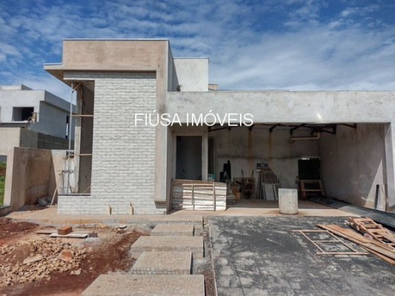 Imagem Casa com 3 Quartos à Venda, em Vila Do Golf - Ribeirão Preto Imagem Casa com 3 Quartos à Venda, em Vila Do Golf - Ribeirão Preto