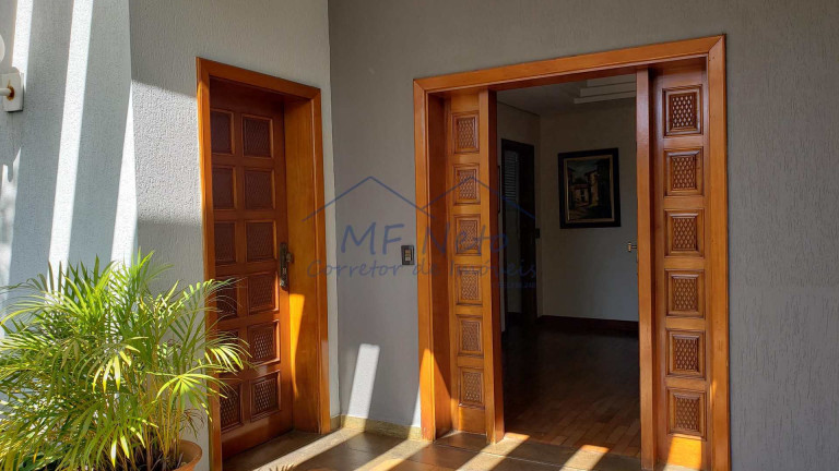Imagem Casa com 4 Quartos à Venda, 1.320 m² em Centro - Pirassununga Imagem Casa com 4 Quartos à Venda, 1.320 m² em Centro - Pirassununga