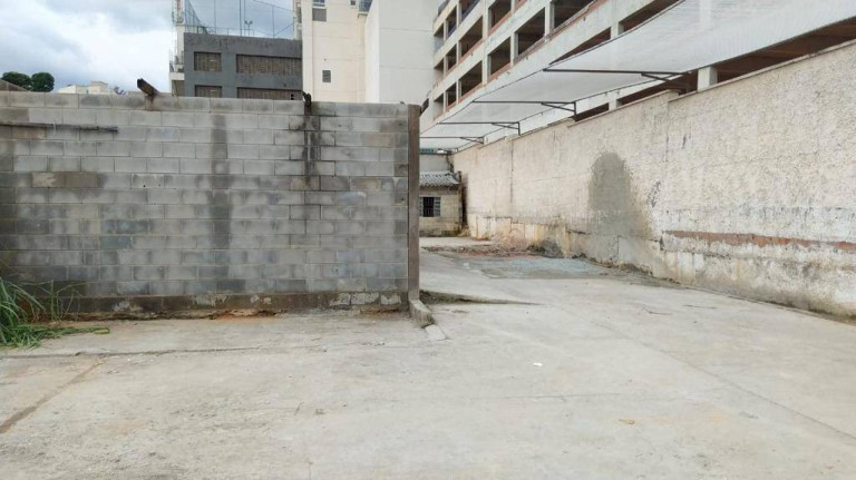 Imagem Terreno à Venda, 948 m² em Vila Vianelo - Jundiaí Imagem Terreno à Venda, 948 m² em Vila Vianelo - Jundiaí