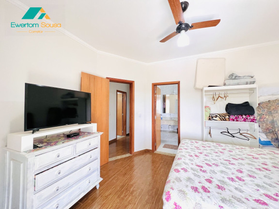 Imagem Imóvel com 3 Quartos à Venda, 1.200 m² em Mato Dentro - Mairiporã Imagem Imóvel com 3 Quartos à Venda, 1.200 m² em Mato Dentro - Mairiporã