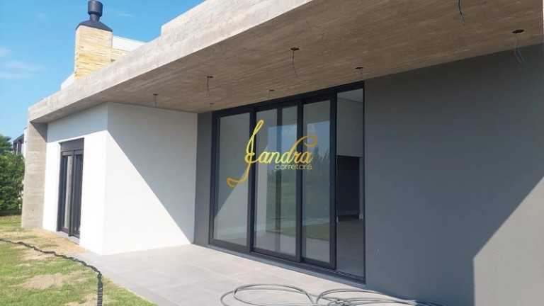 Imagem Casa de Condomínio com 4 Quartos à Venda, 240 m² em Remanso - Xangri-la Imagem Casa de Condomínio com 4 Quartos à Venda, 240 m² em Remanso - Xangri-la