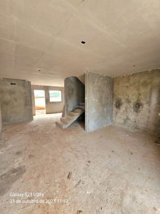 Imagem Sobrado com 3 Quartos à Venda, 122 m² em Morro Do Meio - Joinville Imagem Sobrado com 3 Quartos à Venda, 122 m² em Morro Do Meio - Joinville