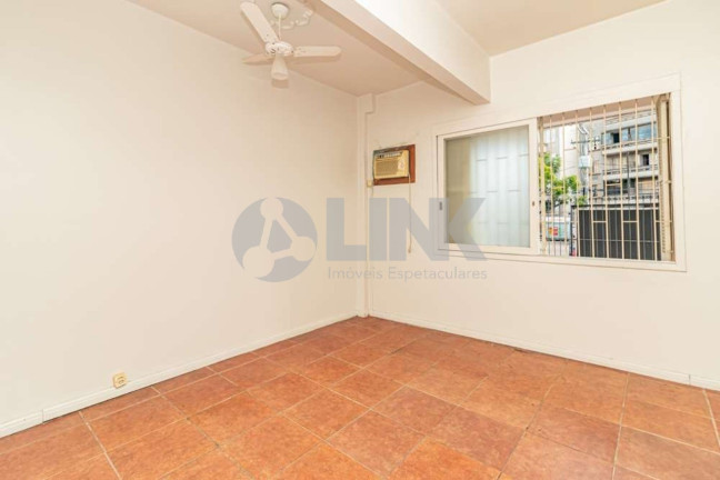 Imagem Apartamento com 2 Quartos à Venda, 67 m² em Santana - Porto Alegre