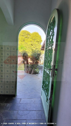 Imagem Casa com 3 Quartos à Venda, 218 m² em Vila Sao Jose - Taubaté Imagem Casa com 3 Quartos à Venda, 218 m² em Vila Sao Jose - Taubaté