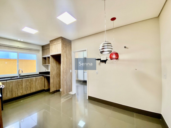 Imagem Casa com 3 Quartos à Venda, 244 m² em Medeiros - Jundiaí Imagem Casa com 3 Quartos à Venda, 244 m² em Medeiros - Jundiaí