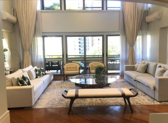 Apartamento com 4 Quartos à Venda, 670 m² em Cambuí - Campinas