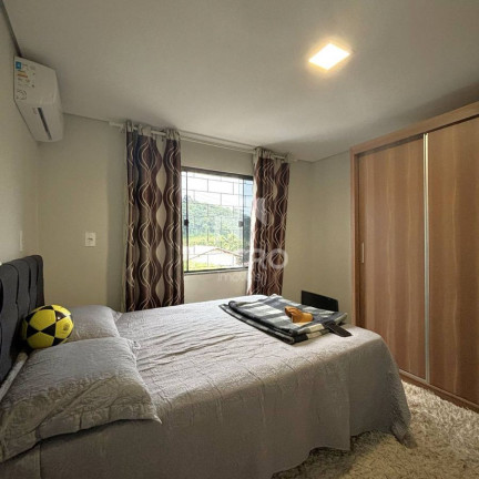 Imagem Casa com 4 Quartos à Venda, 215 m² em São Luís - Jaraguá Do Sul Imagem Casa com 4 Quartos à Venda, 215 m² em São Luís - Jaraguá Do Sul