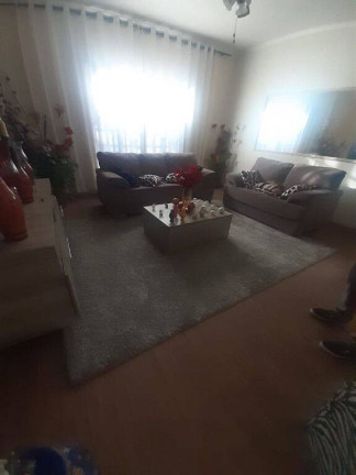 Imagem Casa com 2 Quartos à Venda, 150 m² em Vila Jaboticabeira - Taubaté Imagem Casa com 2 Quartos à Venda, 150 m² em Vila Jaboticabeira - Taubaté