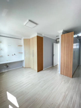 Imagem Apartamento com 3 Quartos à Venda, 134 m² em Centro - Balneário Camboriú Imagem Apartamento com 3 Quartos à Venda, 134 m² em Centro - Balneário Camboriú