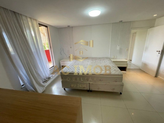 Imagem Casa com 4 Quartos à Venda, 305 m² em Jaguaribe - Salvador Imagem Casa com 4 Quartos à Venda, 305 m² em Jaguaribe - Salvador