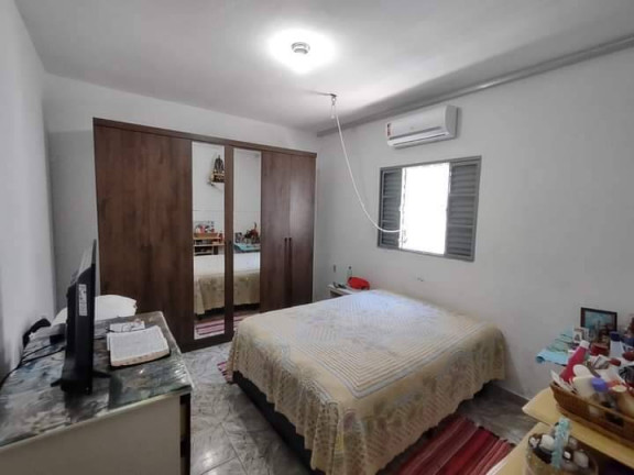 Imagem Casa com 3 Quartos à Venda, 250 m² em Botujuru - Mogi Das Cruzes Imagem Casa com 3 Quartos à Venda, 250 m² em Botujuru - Mogi Das Cruzes